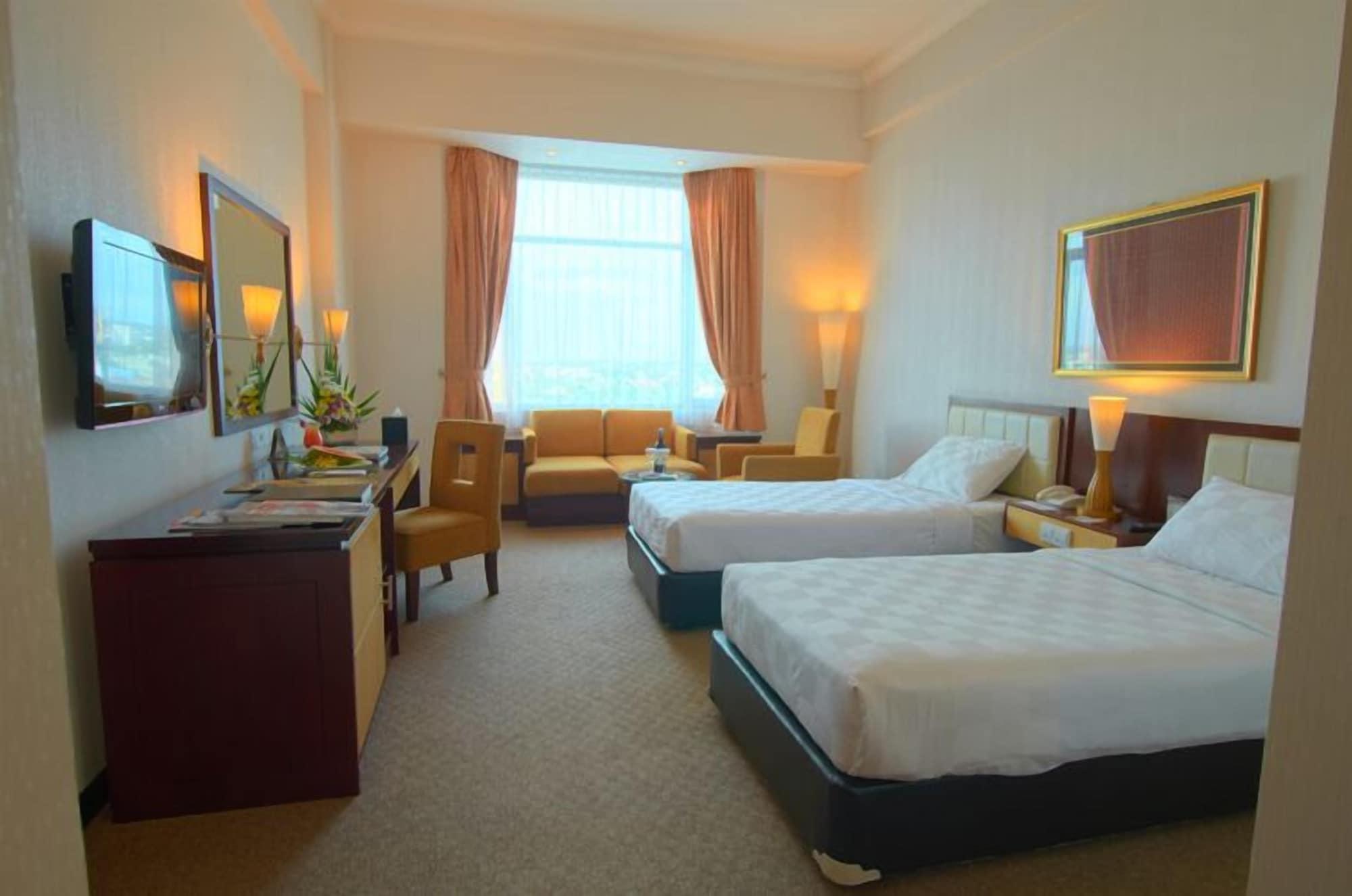 Grand Jatra Hotel Pakanbaru Exteriör bild