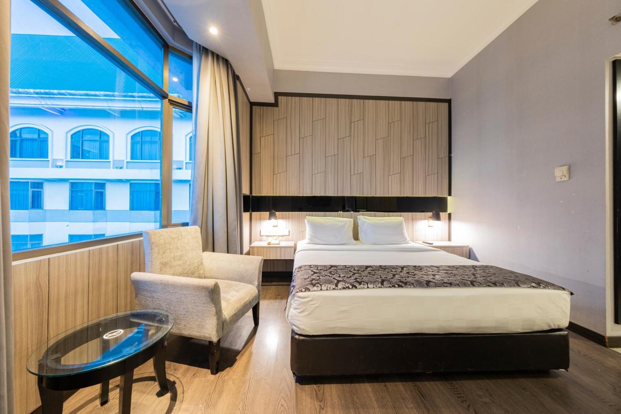 Grand Jatra Hotel Pakanbaru Exteriör bild