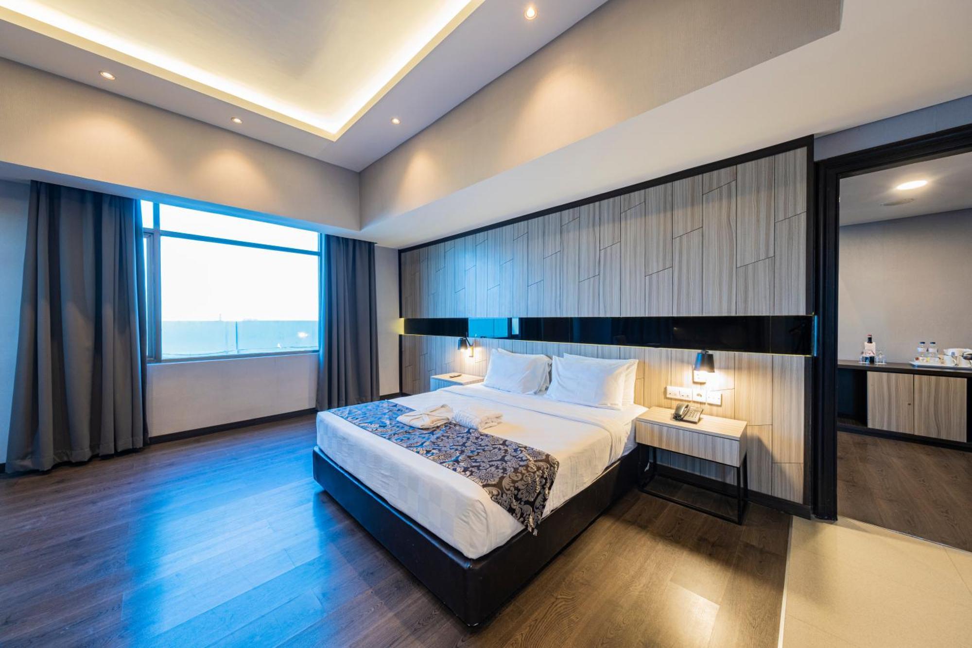 Grand Jatra Hotel Pakanbaru Exteriör bild